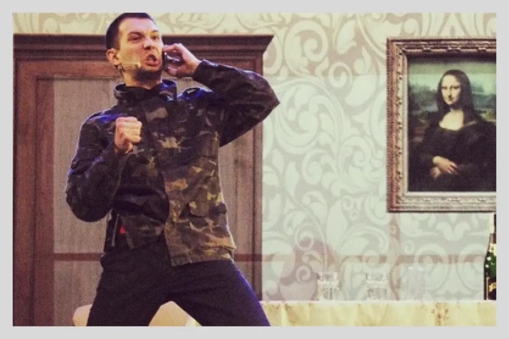 Сергей  Добровольский во&nbsp;время выступления в&nbsp;команде КВН. Источник: архивное фото из&nbsp;Vk.watch, 2016 год. 