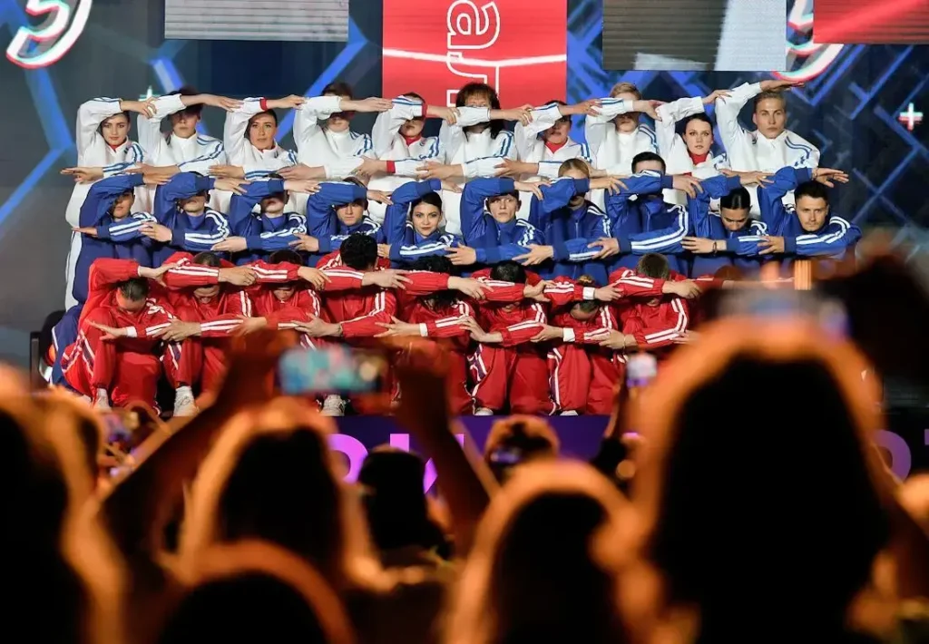 Церемония открытия академии творческих индустрий «Меганом» в&nbsp;арт-кластере «Таврида» в&nbsp;мае 2023, созданная при участии Федерального агентства по&nbsp;делам молодежи (Росмолодежь). Фото: Виктор Коротаев/Коммерсантъ.