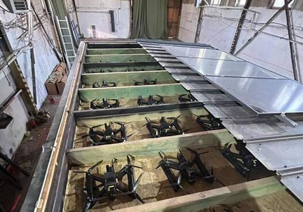 Дроны «Оса», которыми Украина атаковала стратегические бомбардировщики&nbsp; ТУ-22 и&nbsp;ТУ-95 на&nbsp;российских аэродромах - оружие ХХI века