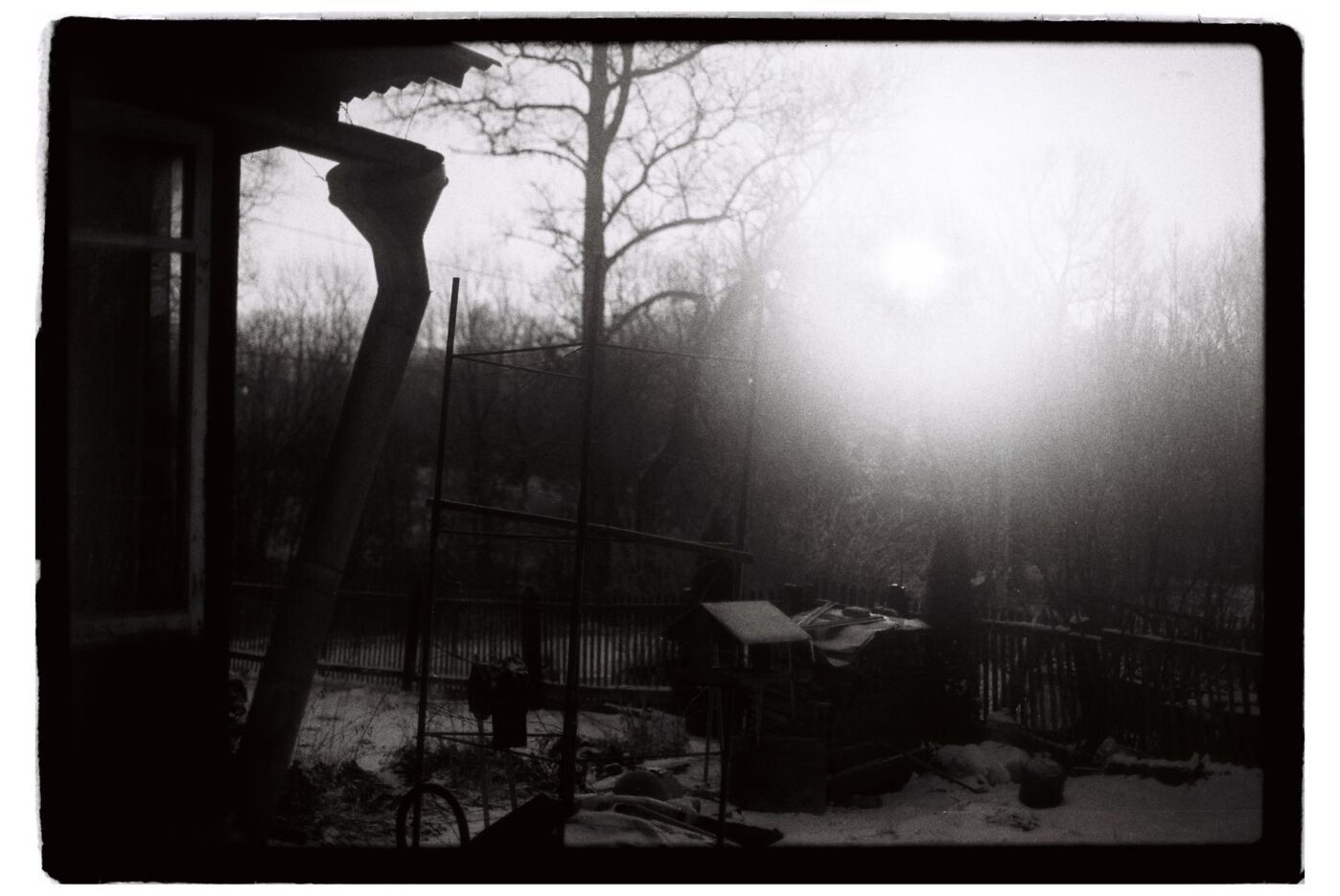 Фотограф Владимир Аверин в&nbsp;фотопроекте о&nbsp;болезни Альцгеймера у&nbsp;близкого человека рассказывает, с&nbsp;какими трудностями сталкивается человек, ухаживающий за&nbsp;больным