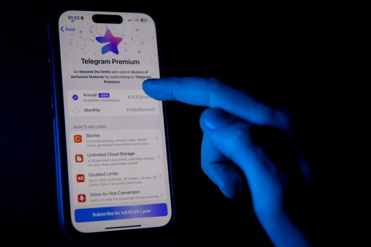 Роскомнадзор пытается ухудшить работу Telegram в России так, чтобы мессенджером нельзя было пользоваться